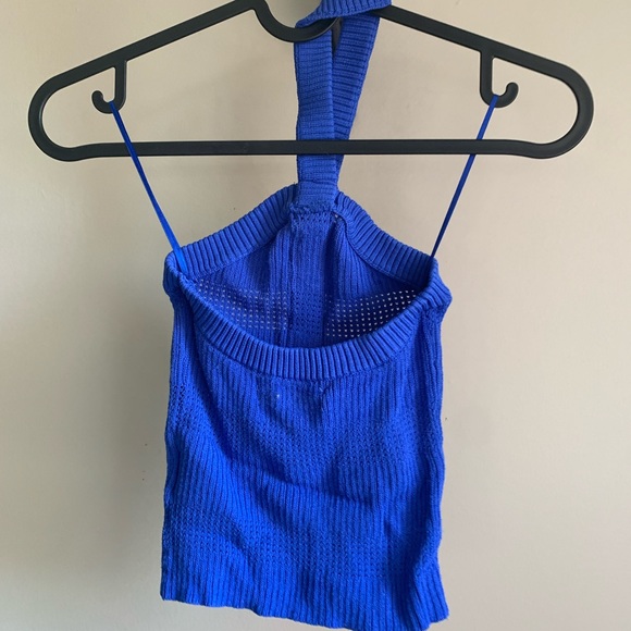 Knit Blue Halter Cropped Top - Picture 2 of 3